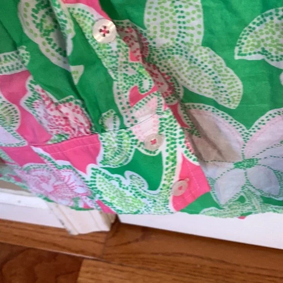 Lilly Pulitzer long sleeve blouse - Picture 6 of 7